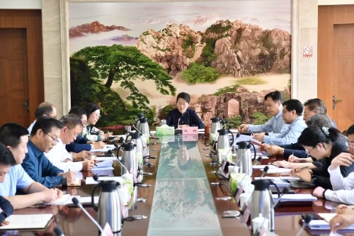山东省商务厅举办深入贯彻中央八项规定精神学习教育读书班