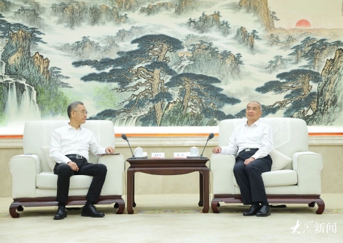 林武会见华润集团客人
